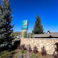 Exterior of Quality Inn Near Rocky Mountain National Park