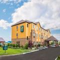 Exterior of Quality Inn Peru near Starved Rock State Park