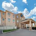 Exterior of Quality Inn Smyrna