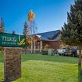 Exterior of Quality Inn & Suites