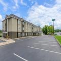 Exterior of Quality Inn & Suites Bristol North