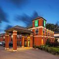 Exterior of Quality Inn & Suites Garden of The Gulf