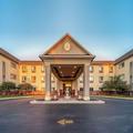 Photo of Quality Inn & Suites Hannibal West