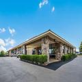 Photo of Quality Inn & Suites Hot Springs-Lake Hamilton