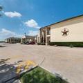 Exterior of Quality Inn & Suites Victoria South