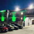 Exterior of Quality Inn Tracy I-205