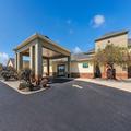 Exterior of Quality Inn Upper Sandusky