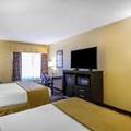 Exterior of Quality Inn Warsaw I-40