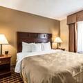 Exterior of Quality Suites Paducah I-24