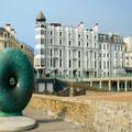 Photo of Queens Hotel