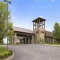 Exterior of Ramada Greensburg