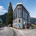 Exterior of Ramada Queenstown Central