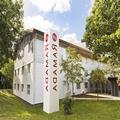 Exterior of Ramada by Wyndham South Mimms M25