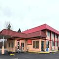 Exterior of Red Carpet Inn & Suites Lima