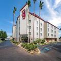Exterior of Red Roof Inn Laredo