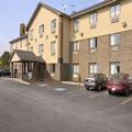 Exterior of Red Roof Inn & Suites Hammond, IN