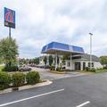 Photo of Red Roof Inn & Suites Kokomo, IN