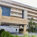 Exterior of Regency Miami Airport by Sonesta