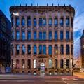 Exterior of Roomzzz Manchester City