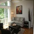 Image of Roscoe Village Guesthouse
