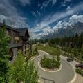 Photo of Rundle Cliffs Lodge by Spring Creek Vacations