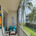 Exterior of Sanibel Siesta on the Beach