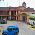 Exterior of Scottish Inn & Suites