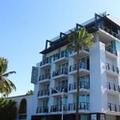 Exterior of Seven Crown La Paz Malecon