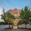 Exterior of Sheraton Boston Needham Hotel