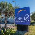 Exterior of Sleep Inn & Suites University/Shands