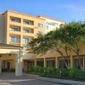 Exterior of Sonesta Select Dallas Central Expressway
