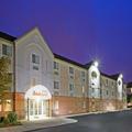 Exterior of Sonesta Simply Suites Somerset