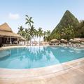 Exterior of Sugar Beach, A Viceroy Resort