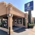 Exterior of Summerfield Inn Fresno Yosemite