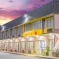 Exterior of Super 8 by Wyndham Ashland