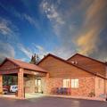 Exterior of Super 8 by Wyndham Ashland