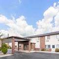 Exterior of Super 8 by Wyndham Bourbonnais/Kankakee Area