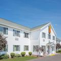 Photo of Super 8 by Wyndham Canandaigua