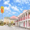 Exterior of Super 8 by Wyndham Clinton TN