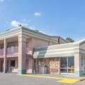 Exterior of Super 8 by Wyndham Durham/University Area NC