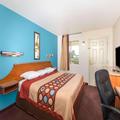 Photo of Super 8 by Wyndham Eloy
