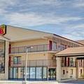 Exterior of Super 8 by Wyndham Fredericksburg