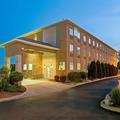 Photo of Super 8 by Wyndham Gurnee
