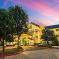 Exterior of Super 8 by Wyndham Lubbock West