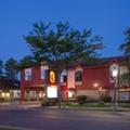 Exterior of Super 8 by Wyndham Mackinaw City/Beachfront Area