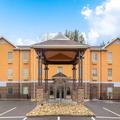Exterior of Super 8 by Wyndham Mars / Cranberry / Pittsburgh Area