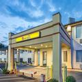 Photo of Super 8 by Wyndham North Sioux City