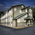 Exterior of Super 8 by Wyndham Salem Va