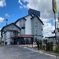 Image of Super 8 by Wyndham San Antonio/Fiesta