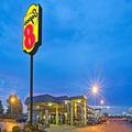 Exterior of Super 8 by Wyndham Shawnee